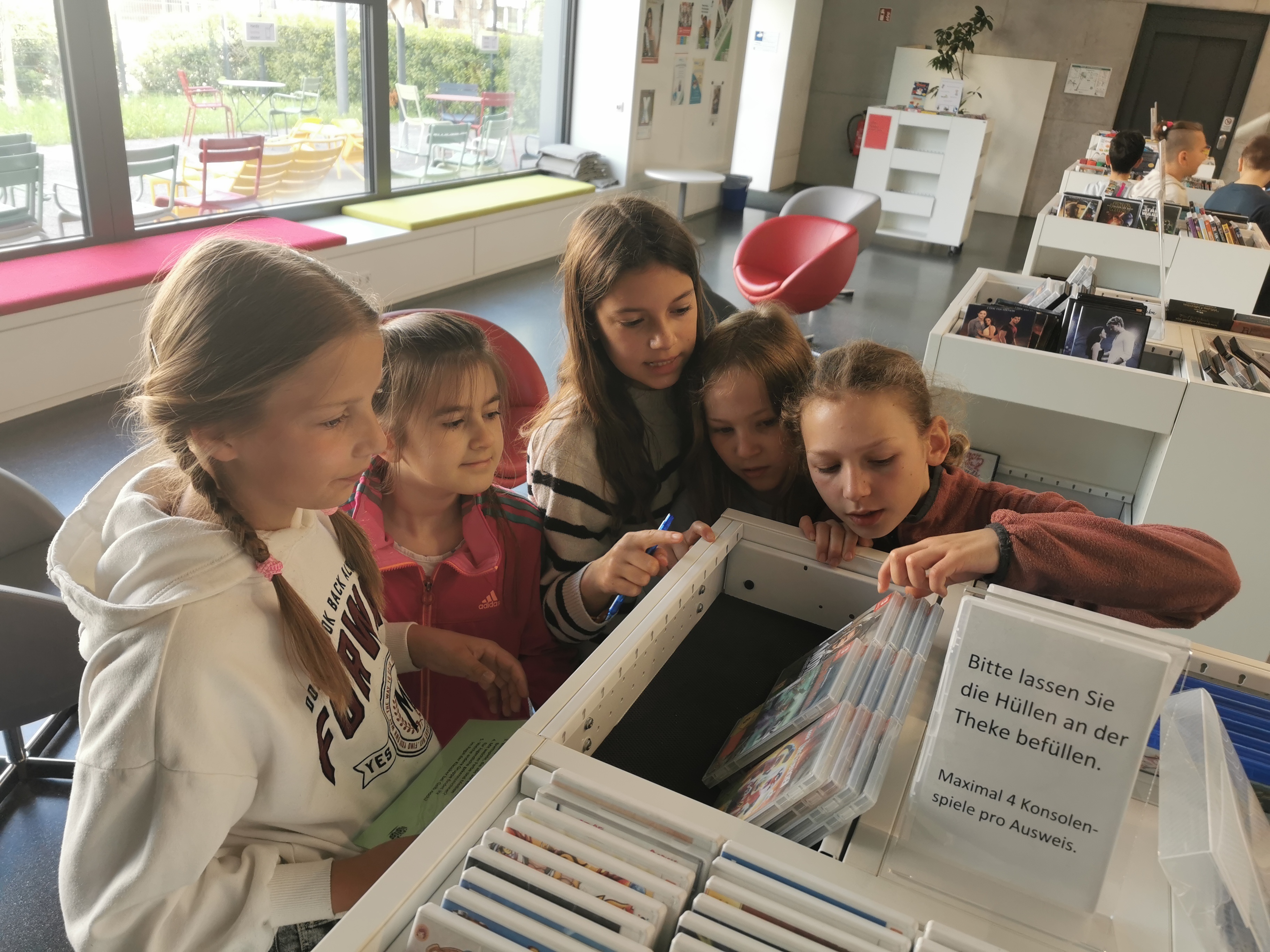 Besuch in der Mediathek