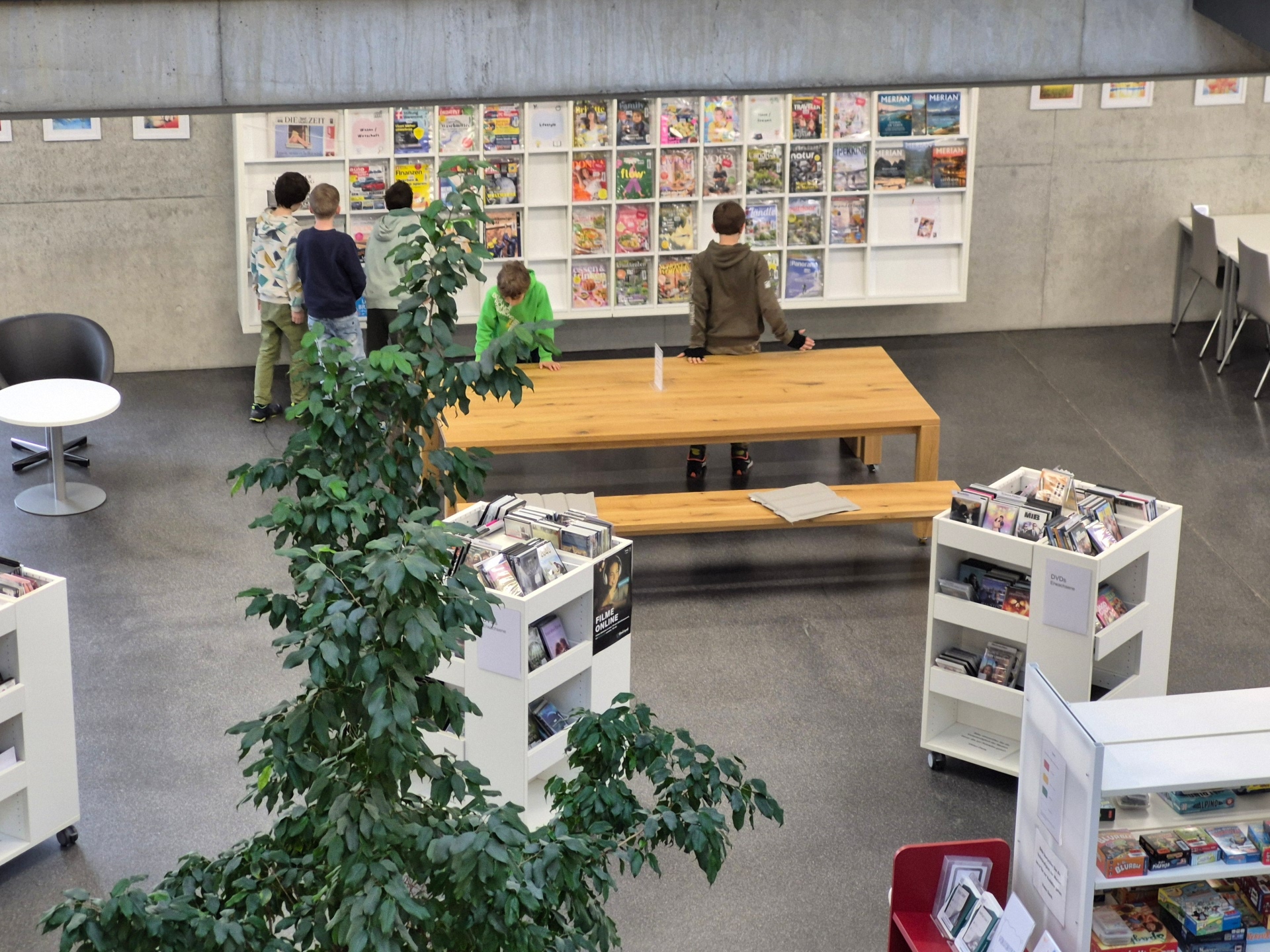 Besuch in der Mediathek